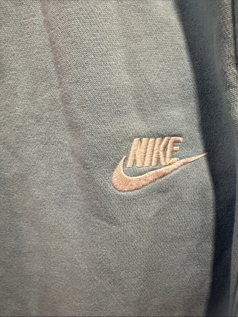 Nike women’s bright